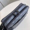 Louis Vuitton Alpha Messenger