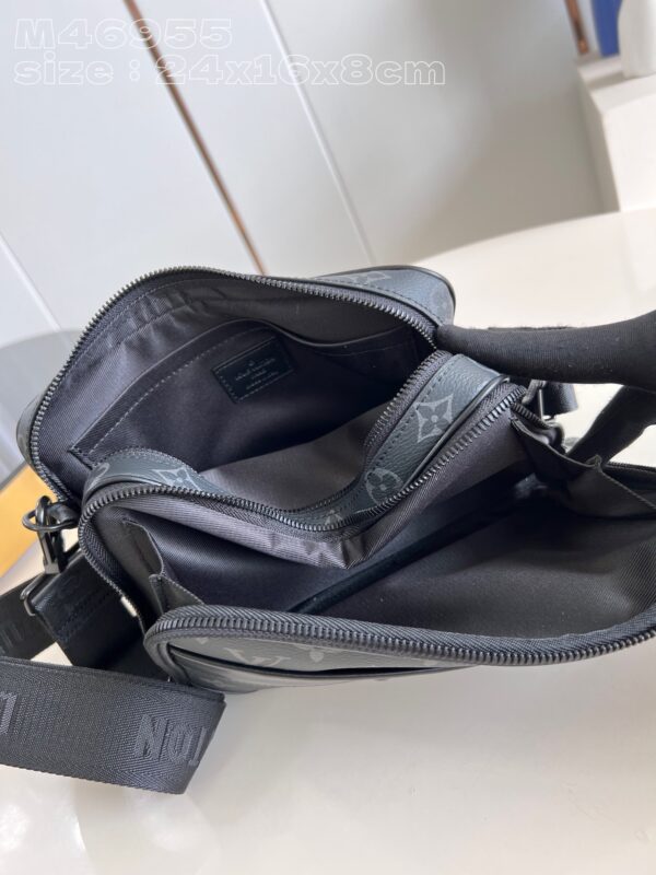 Louis Vuitton Alpha Messenger