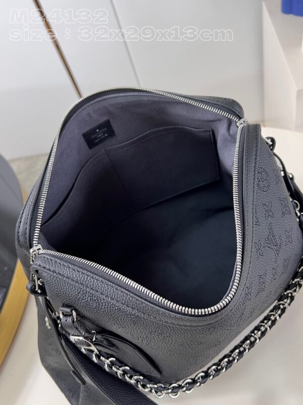 Louis Vuitton Hand It All MM