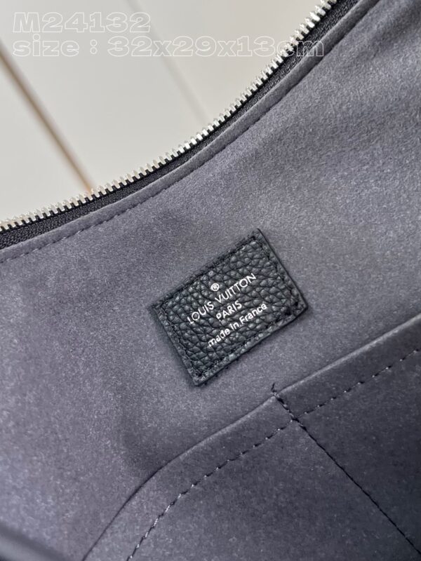 Louis Vuitton Hand It All MM