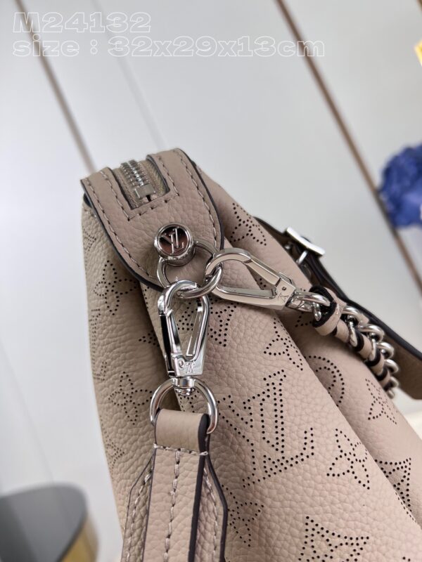 Louis Vuitton Hand It All MM