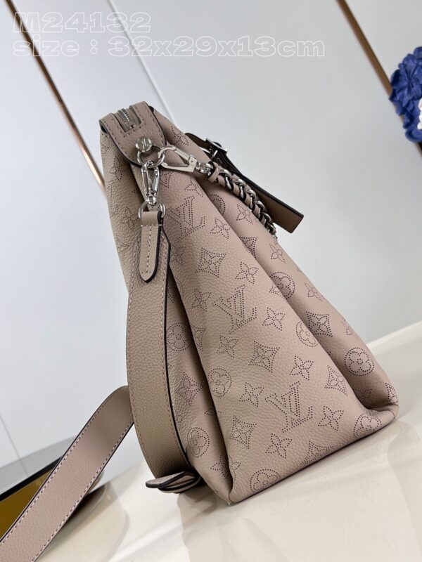Louis Vuitton Hand It All MM