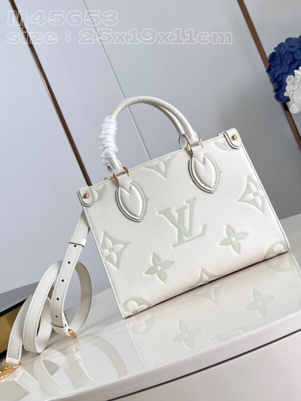 Louis Vuitton Onthego PM
