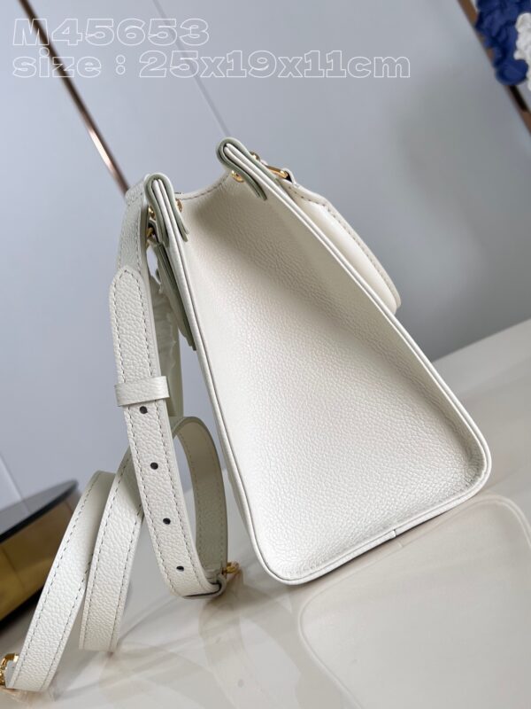 Louis Vuitton Onthego PM
