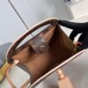 Louis Vuitton Around Me PM