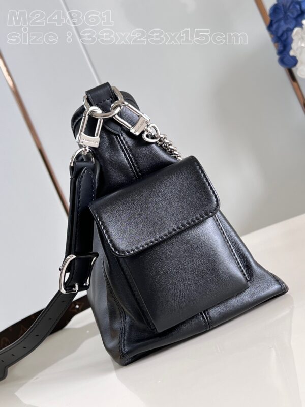 Louis Vuitton CarryAll Cargo PM