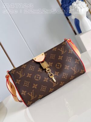 Louis Vuitton Pochette Tirette