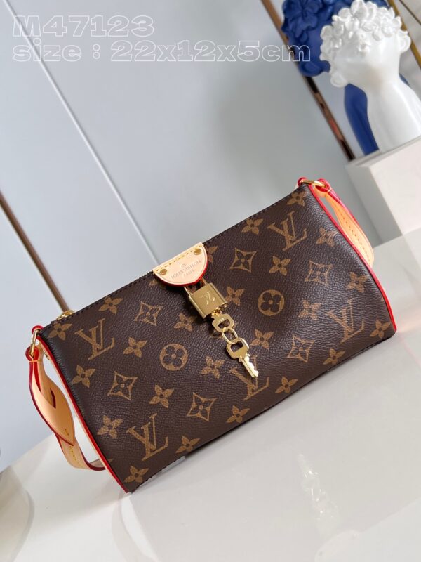 Louis Vuitton Pochette Tirette