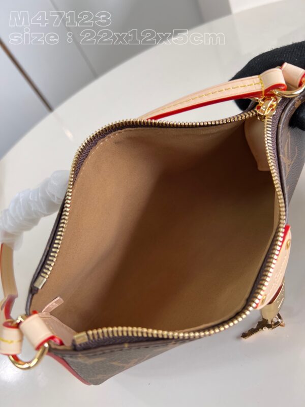Louis Vuitton Pochette Tirette