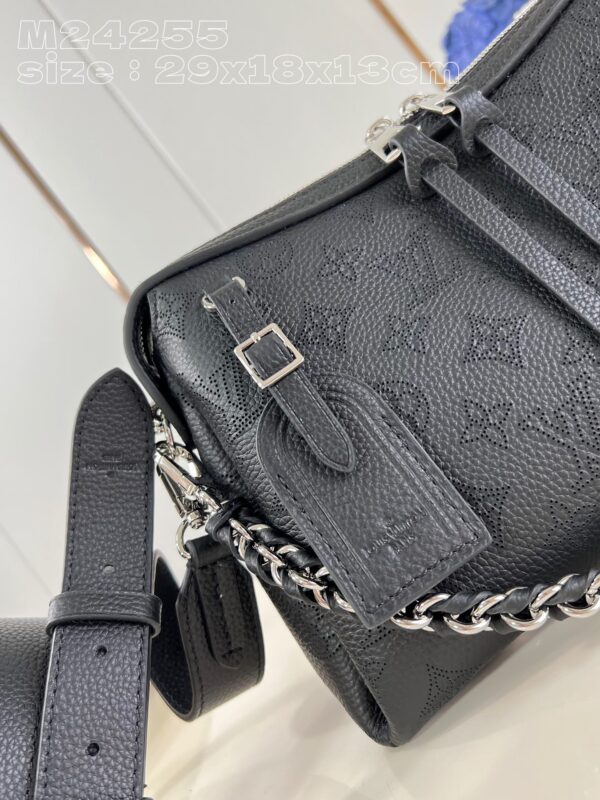 Louis Vuitton Hand It All PM