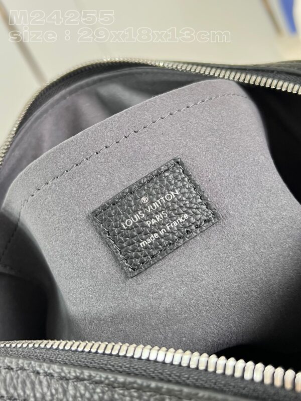 Louis Vuitton Hand It All PM