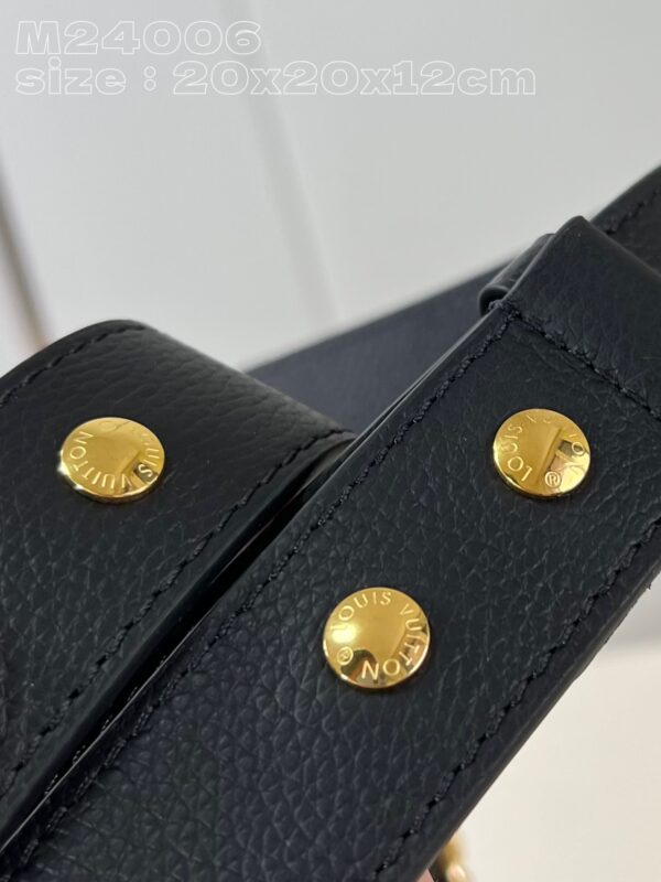 Louis Vuitton Lock and Walk