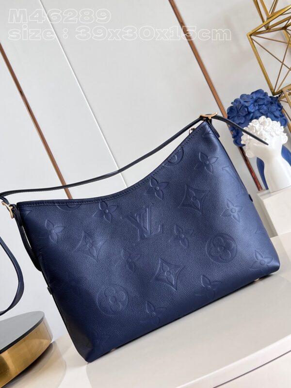 Louis Vuitton Carryall MM