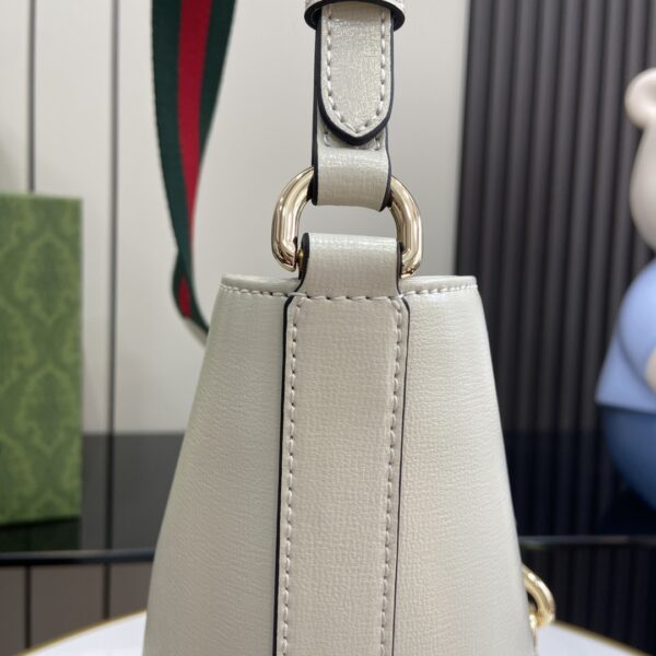 Gucci MEDIUM BUCKET SHOULDER BAG