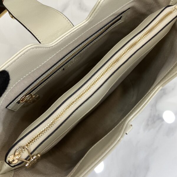 Gucci MEDIUM BUCKET SHOULDER BAG
