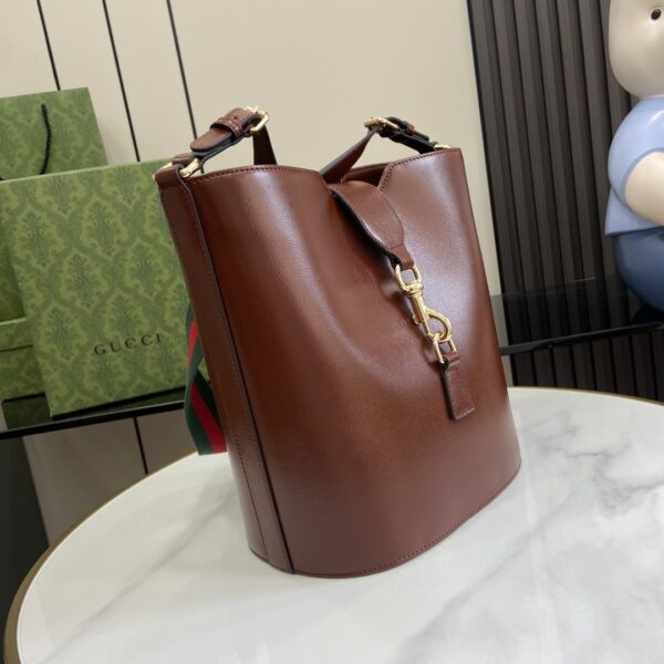 Gucci MEDIUM BUCKET SHOULDER BAG