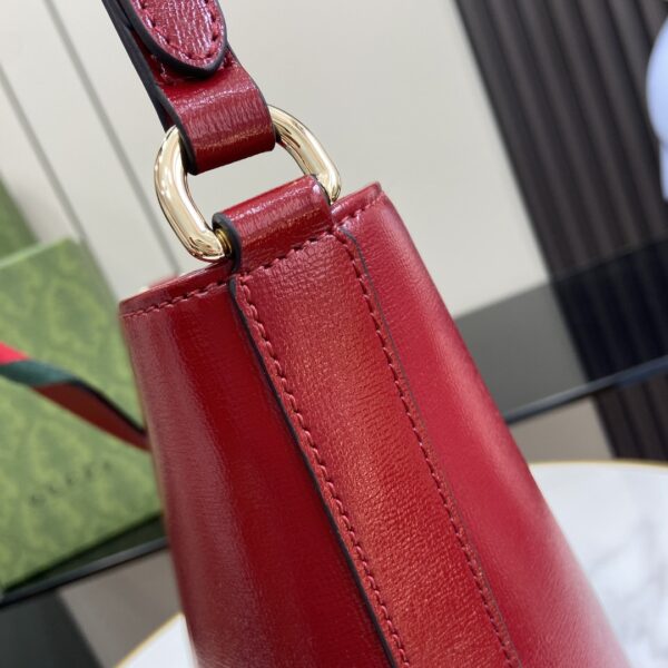 Gucci MEDIUM BUCKET SHOULDER BAG