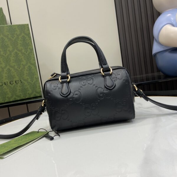 Gucci GG SUPER MINI TOP HANDLE BAG
