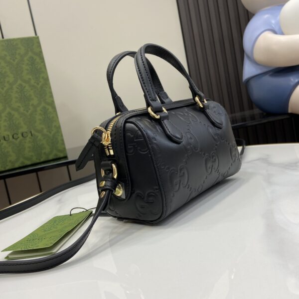 Gucci GG SUPER MINI TOP HANDLE BAG