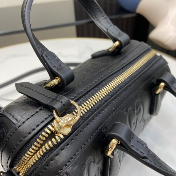 Gucci GG SUPER MINI TOP HANDLE BAG