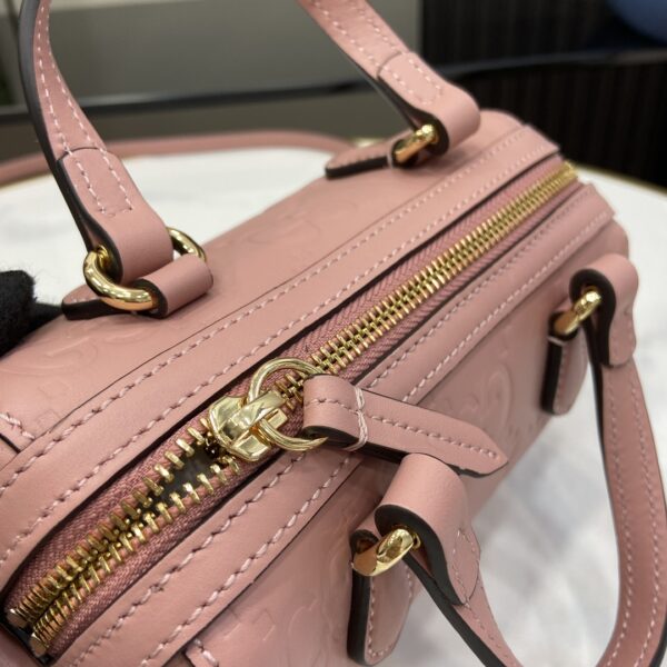 Gucci GG SUPER MINI TOP HANDLE BAG