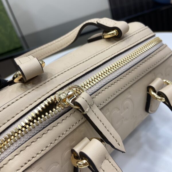 Gucci GG SUPER MINI TOP HANDLE BAG