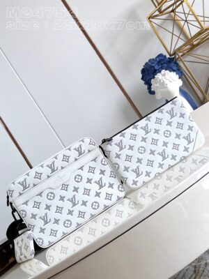 Louis Vuitton Trio Messenger