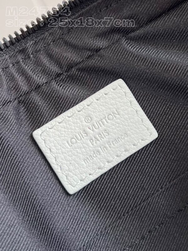 Louis Vuitton Trio Messenger