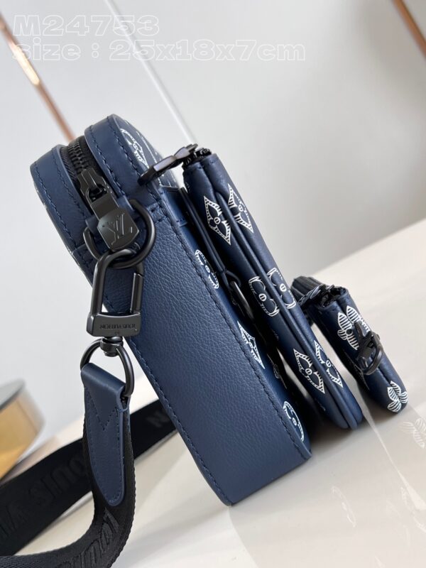 Louis Vuitton Trio Messenger