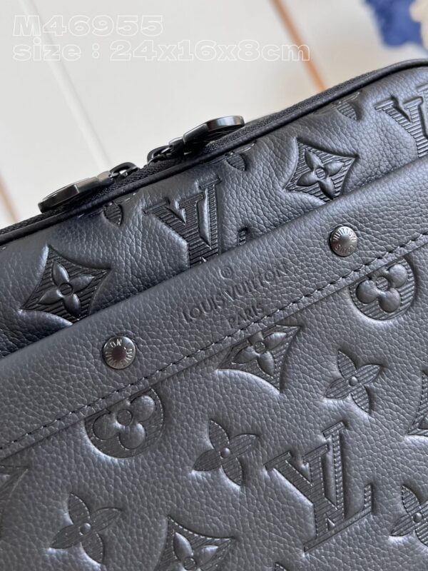 Louis Vuitton Alpha Messenger