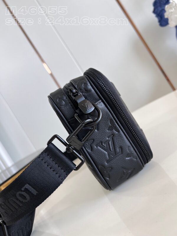 Louis Vuitton Alpha Messenger
