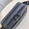 Louis Vuitton Alpha Messenger