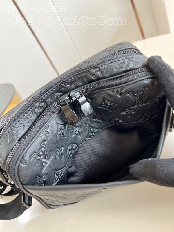 Louis Vuitton Alpha Messenger