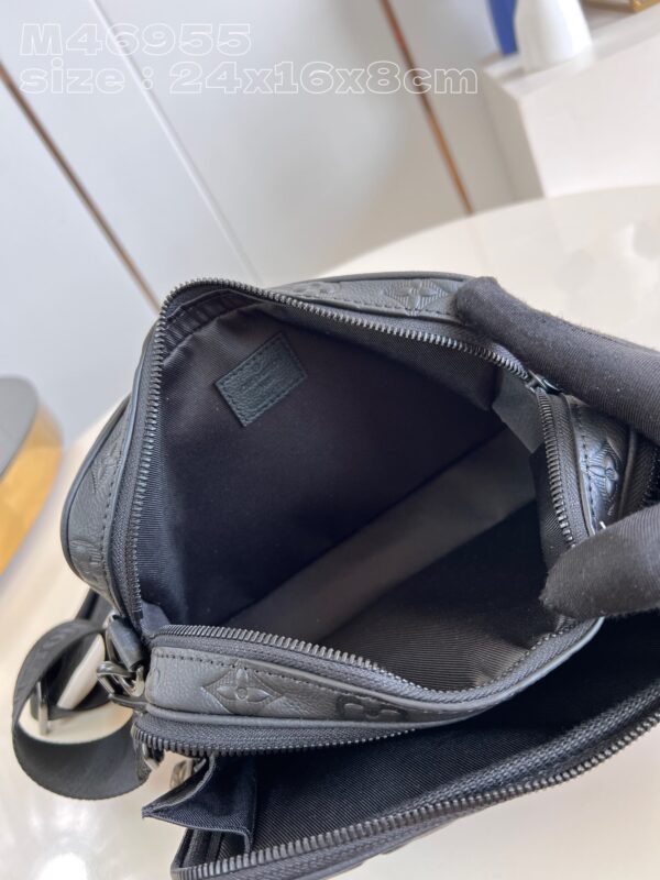 Louis Vuitton Alpha Messenger