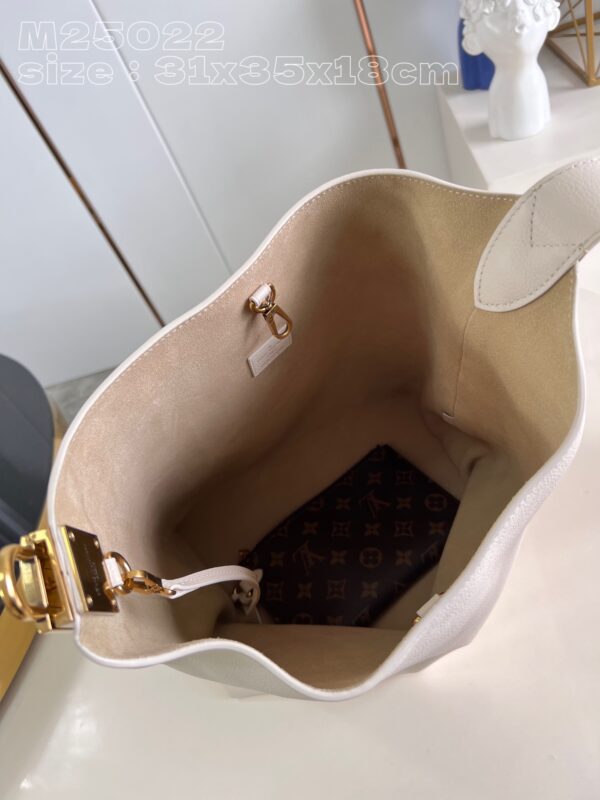 Louis Vuitton Low Key Hobo MM
