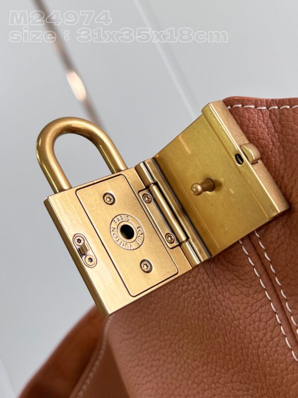 Louis Vuitton Low Key Hobo MM