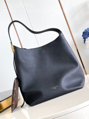 Louis Vuitton Low Key Hobo MM