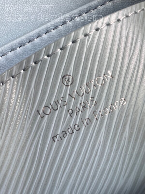 Louis Vuitton Twist West Pochette