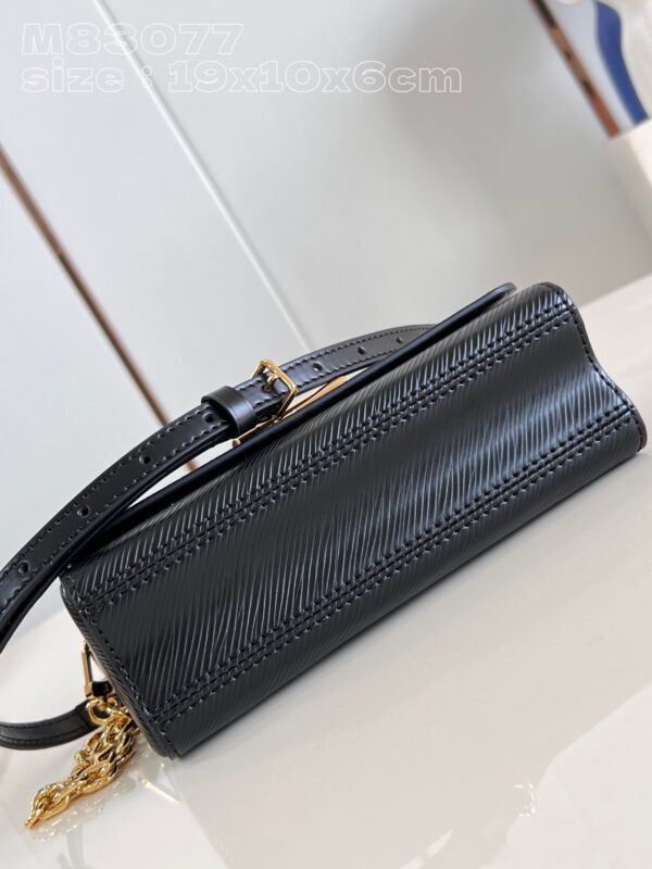 Louis Vuitton Twist West Pochette