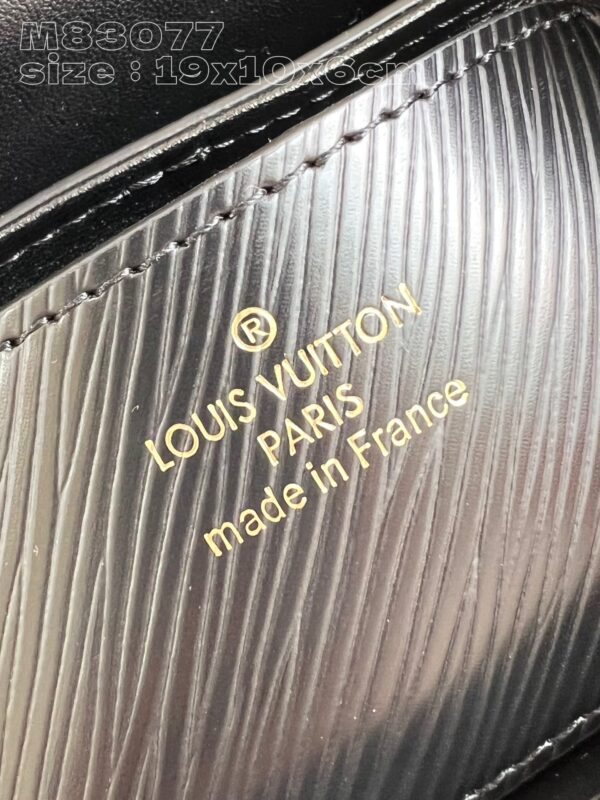 Louis Vuitton Twist West Pochette