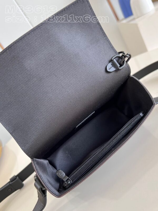 Louis Vuitton Steamer Wearable Wallet