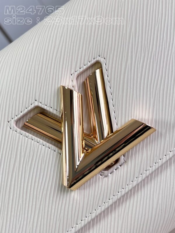 Louis Vuitton Twist MM