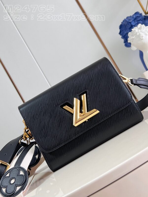 Louis Vuitton Twist MM