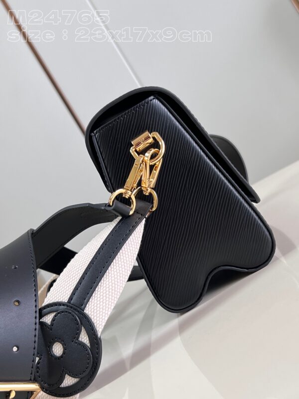 Louis Vuitton Twist MM