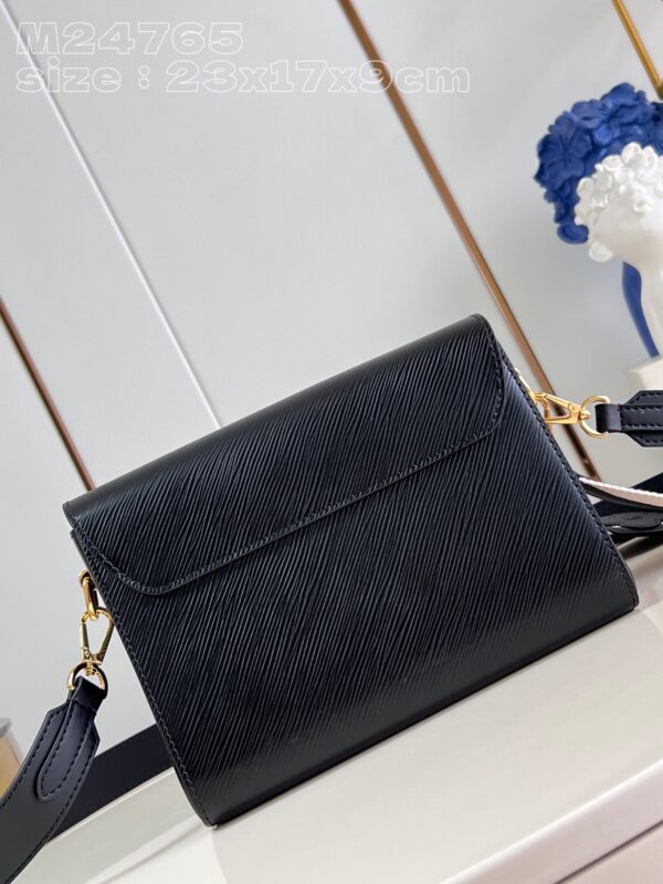 Louis Vuitton Twist MM