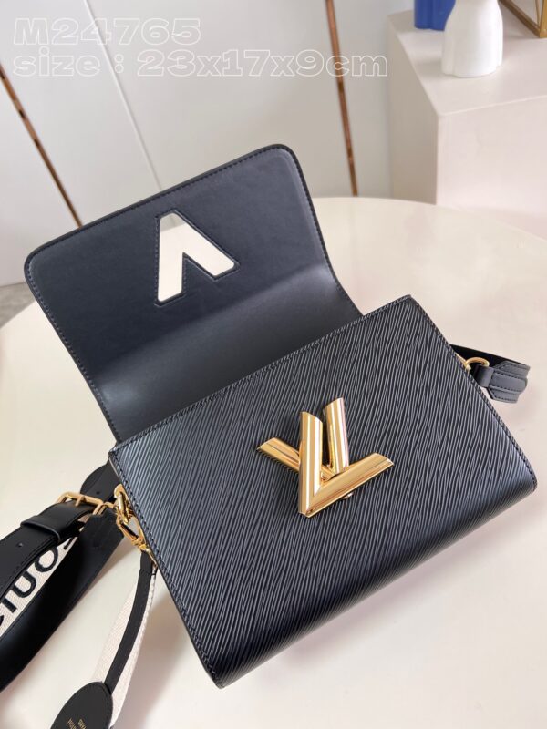 Louis Vuitton Twist MM