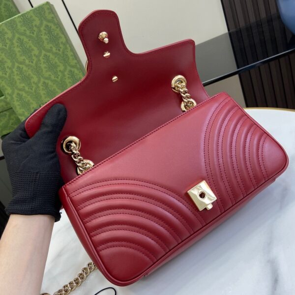 Gucci GG MARMONT SMALL SHOULDER BAG