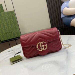 Gucci GG Marmont Super Mini Bag