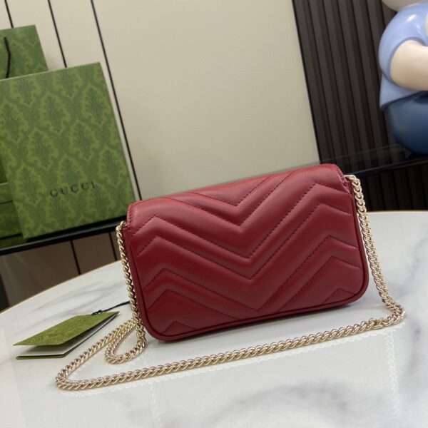 Gucci GG Marmont Super Mini Bag