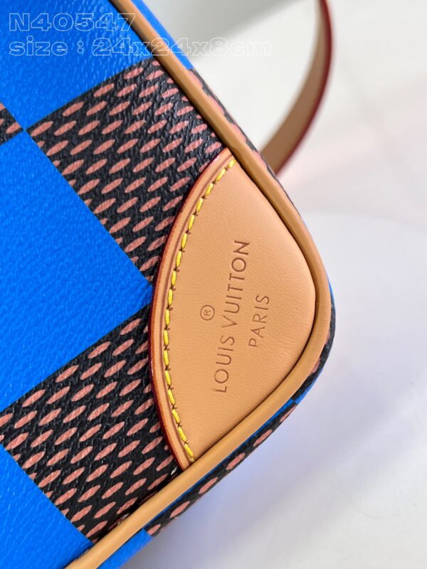 Louis Vuitton Chess Messenger